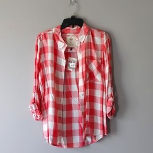 SO Perfect Rayon Pink Plaid Button Up Shirt